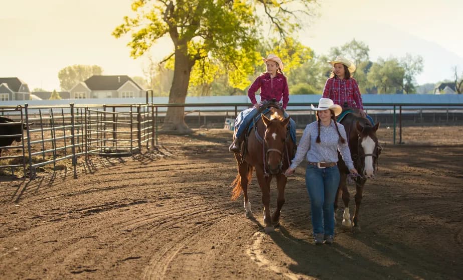 Czy jeżdżąc konno można schudnąć? Odkryj prawdziwe efekty jazdy konnej